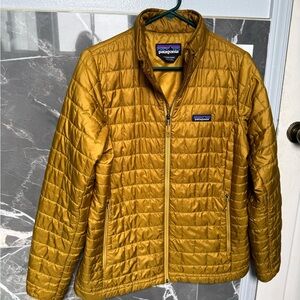 Patagonia nano puff jacket